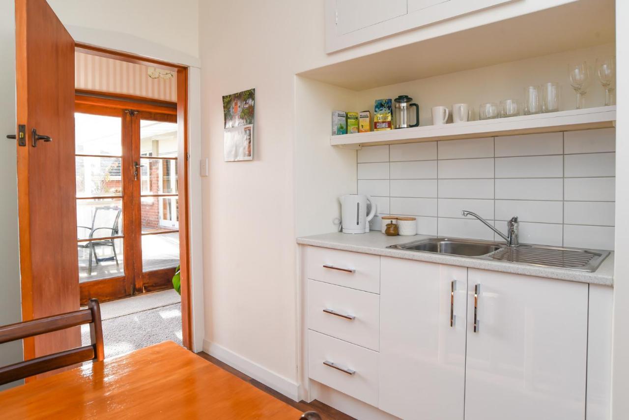 Sunny Mornington 2 Bedroom Guest Suite Dunedin Eksteriør bilde